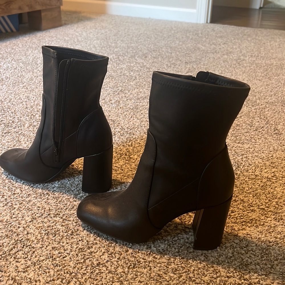 Black Boots